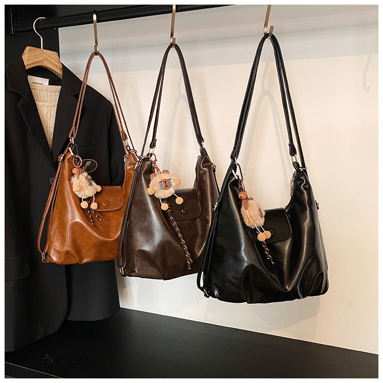 CR8876Black-8351