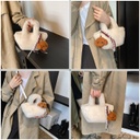 CR8905White-5112