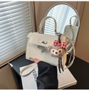 CR8972White-6611