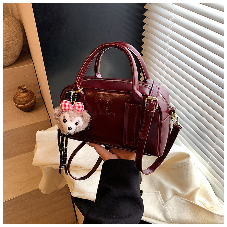 CR8975Red-8353