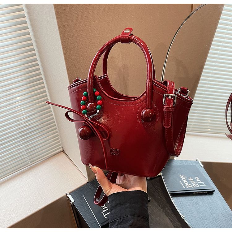 CR9127Red-6153